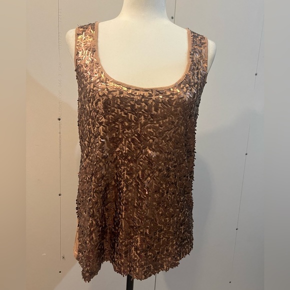 Shimmer Top - Picture 2 of 6